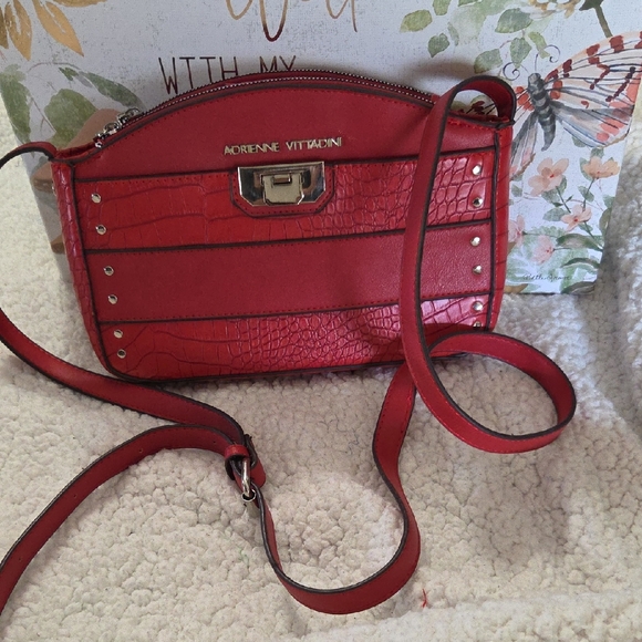 ADRIENNE VITTADINI PURSE - Picture 1 of 12